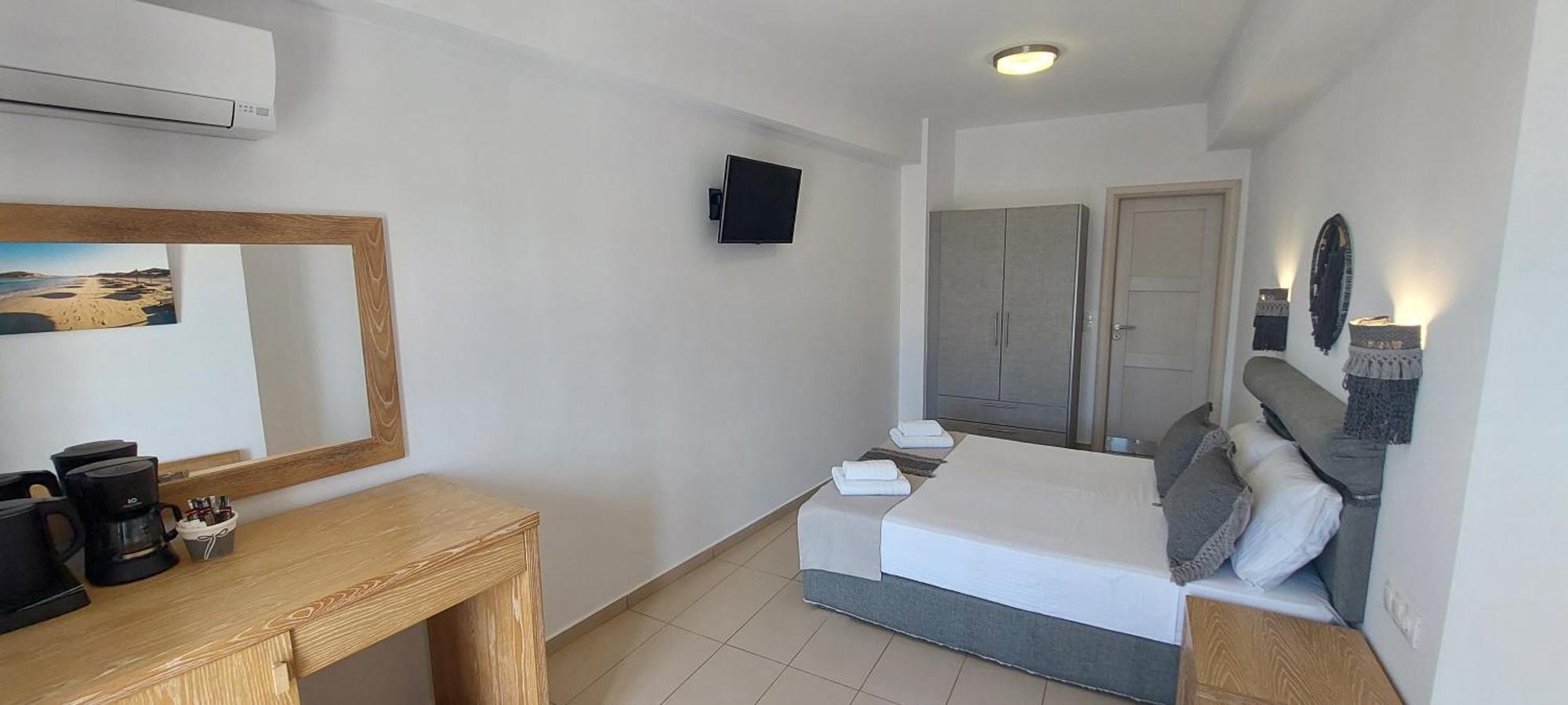 Selinopetra Rooms Elafonissos Exterior photo